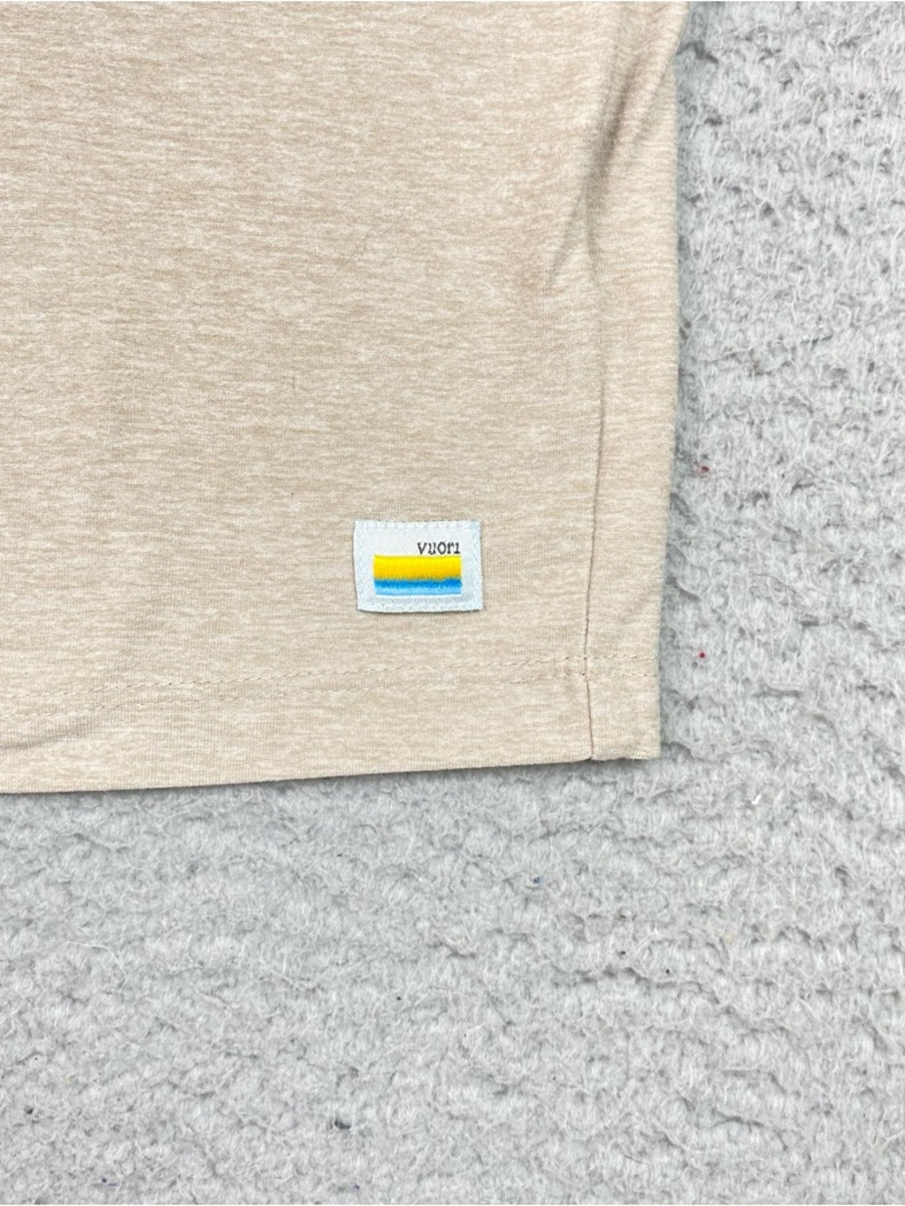 Vuori Strato Tech Polo Shirt Men's Size M Beige Short Sleeve Stretch Medium EUC - Picture 4 of 7